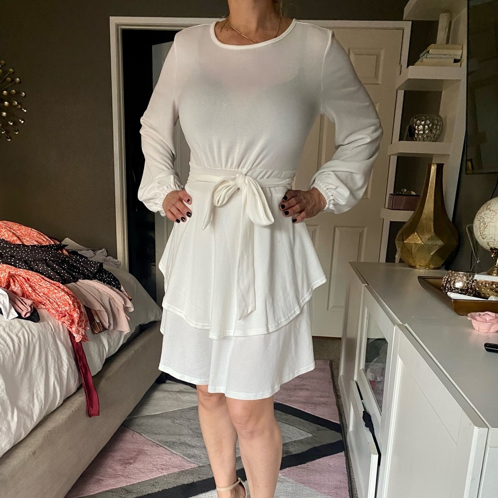 Cute lightweight white/cream dress